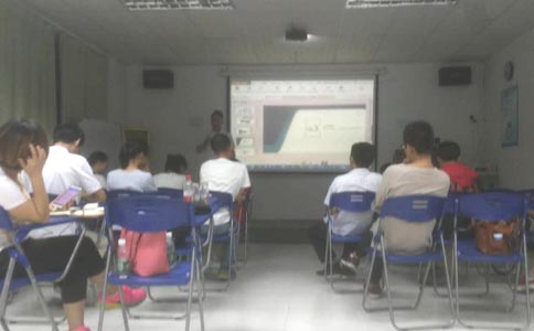 通發(fā)激光參加牛商會(huì )課程