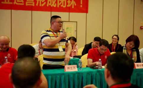 東莞牛商會(huì )執行會(huì )長(cháng)鄧立萬(wàn)